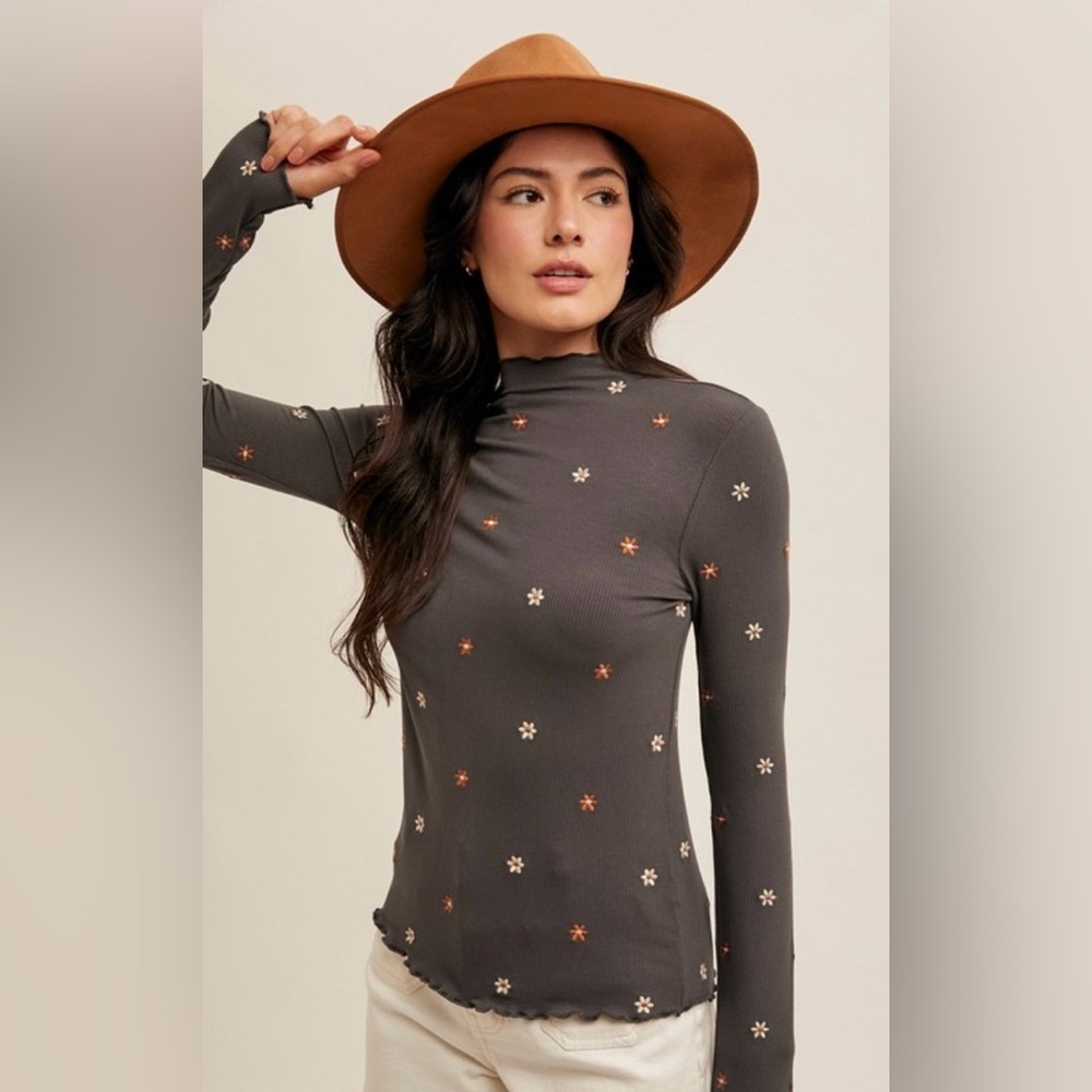 New Hem & Thread Embroidered Rib Mock Neck Cabbage Hem Top